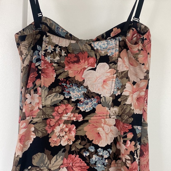 Aritzia Talula Corset Dress - Picture 4 of 4